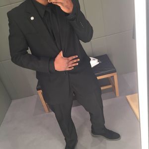 Meet your Posher, Victor